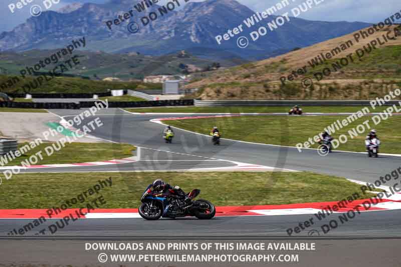 cadwell no limits trackday;cadwell park;cadwell park photographs;cadwell trackday photographs;enduro digital images;event digital images;eventdigitalimages;navarra;no limits trackdays;peter wileman photography;racing digital images;trackday digital images;trackday photos